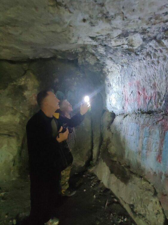 Археологи з ПНУ взялися досліджувати унікальний скельний печерний монастир над Дністром 